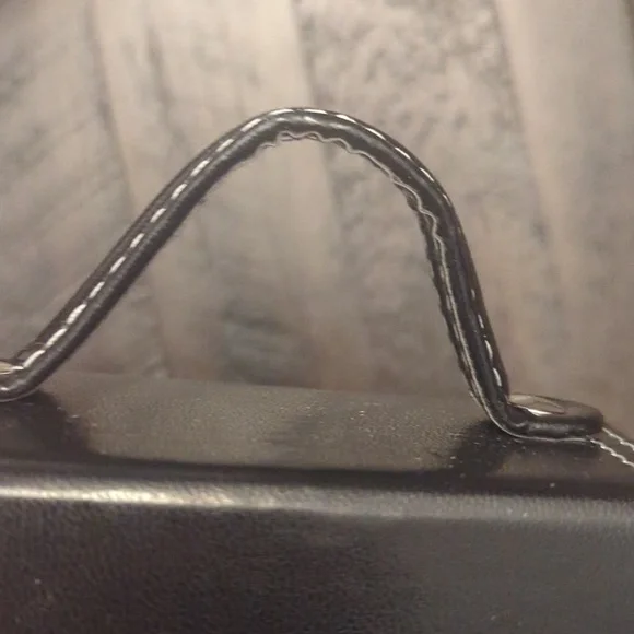 New Black Leather Jewelry Case - Picture 7 of 11